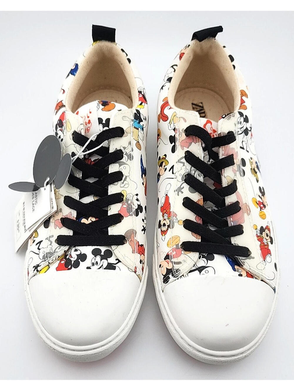 Disney Mickey Mouse Lace‑Up Sneakers Women’s 6 – New – Character Shoes Unisex